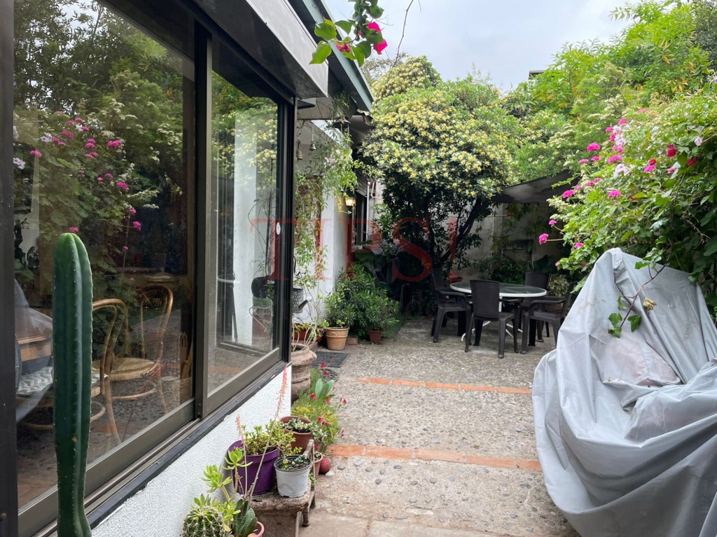 TIPSPROPIEDADES VENDE CASA EN MARIANO SÁNCHEZ FONTECILLA 5634, LA REINA