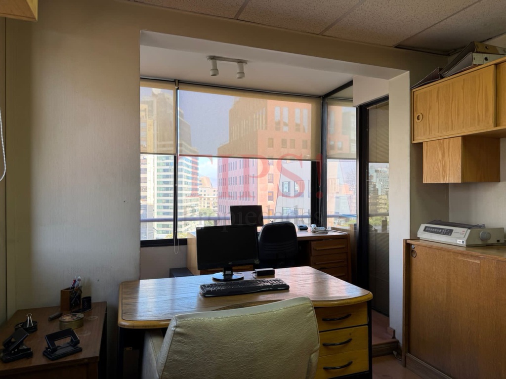 TIPSPROPIEDADES VENDE OFICINA EN LA CONCEPCIÓN 81, PROVIDENCIA