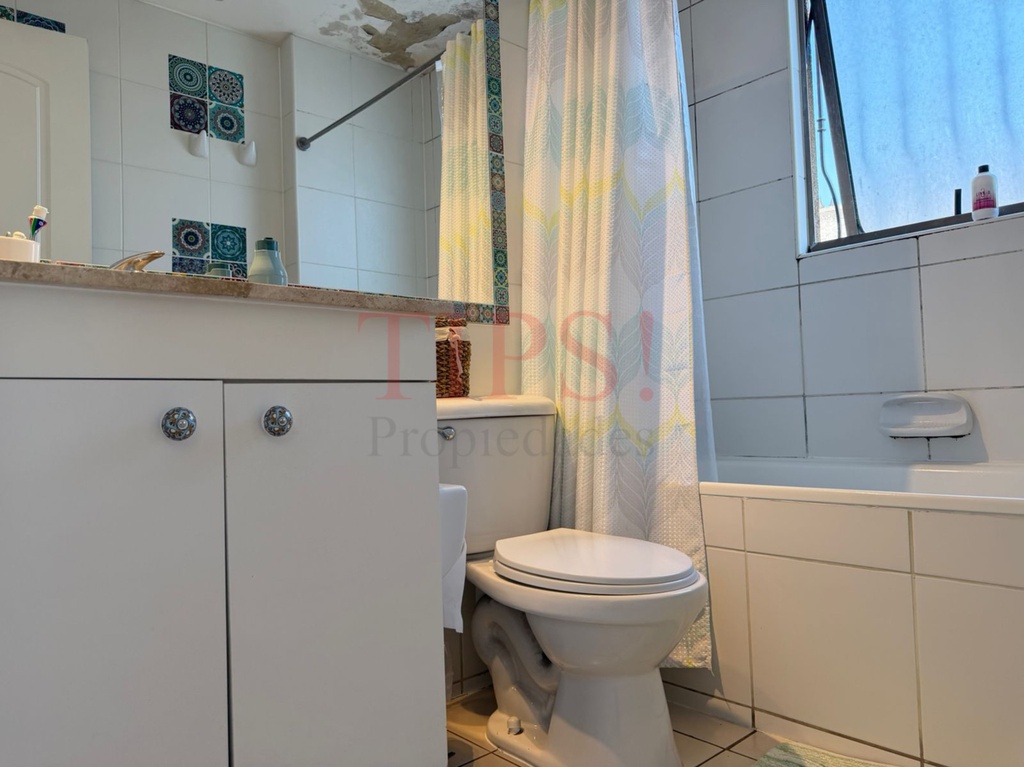 TIPSPROPIEDADES VENDE CASA EN CALLE BLUDENZ ALT. 4900, LO BARNECHEA